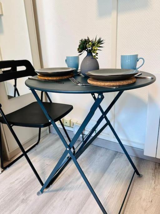 Bright Small Studio Paris Saint Ouen Екстериор снимка